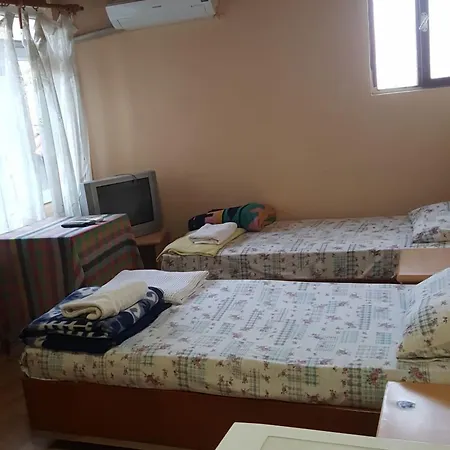 Star Hotel